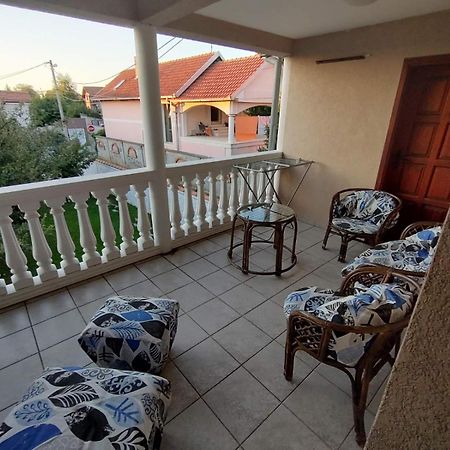 Plavi Apartman Airport Beograd Bagian luar foto